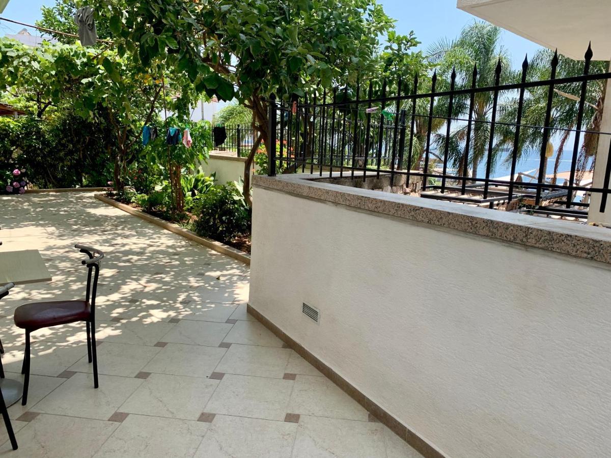 Duka Apts Sarande Exterior photo