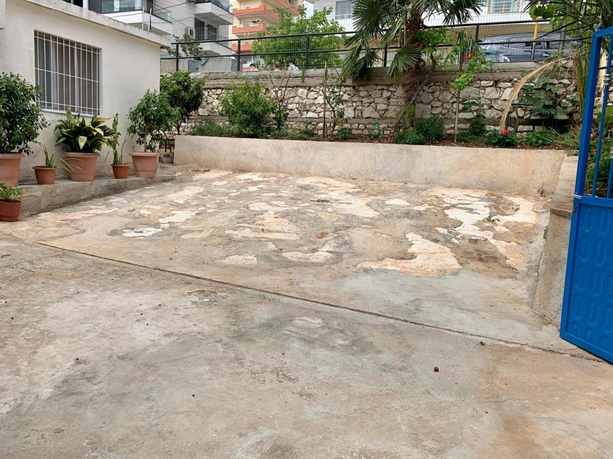 Duka Apts Sarande Exterior photo