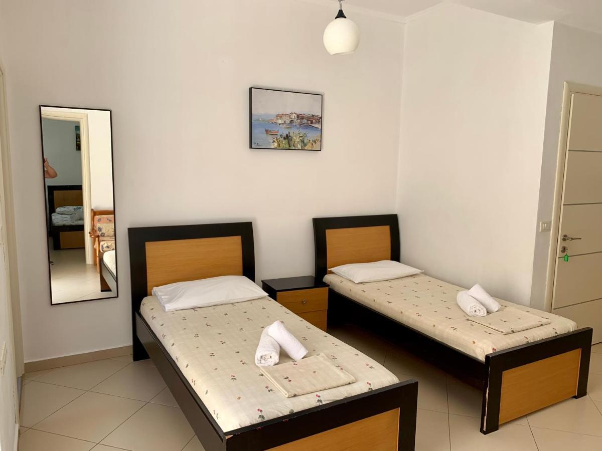 Duka Apts Sarande Exterior photo