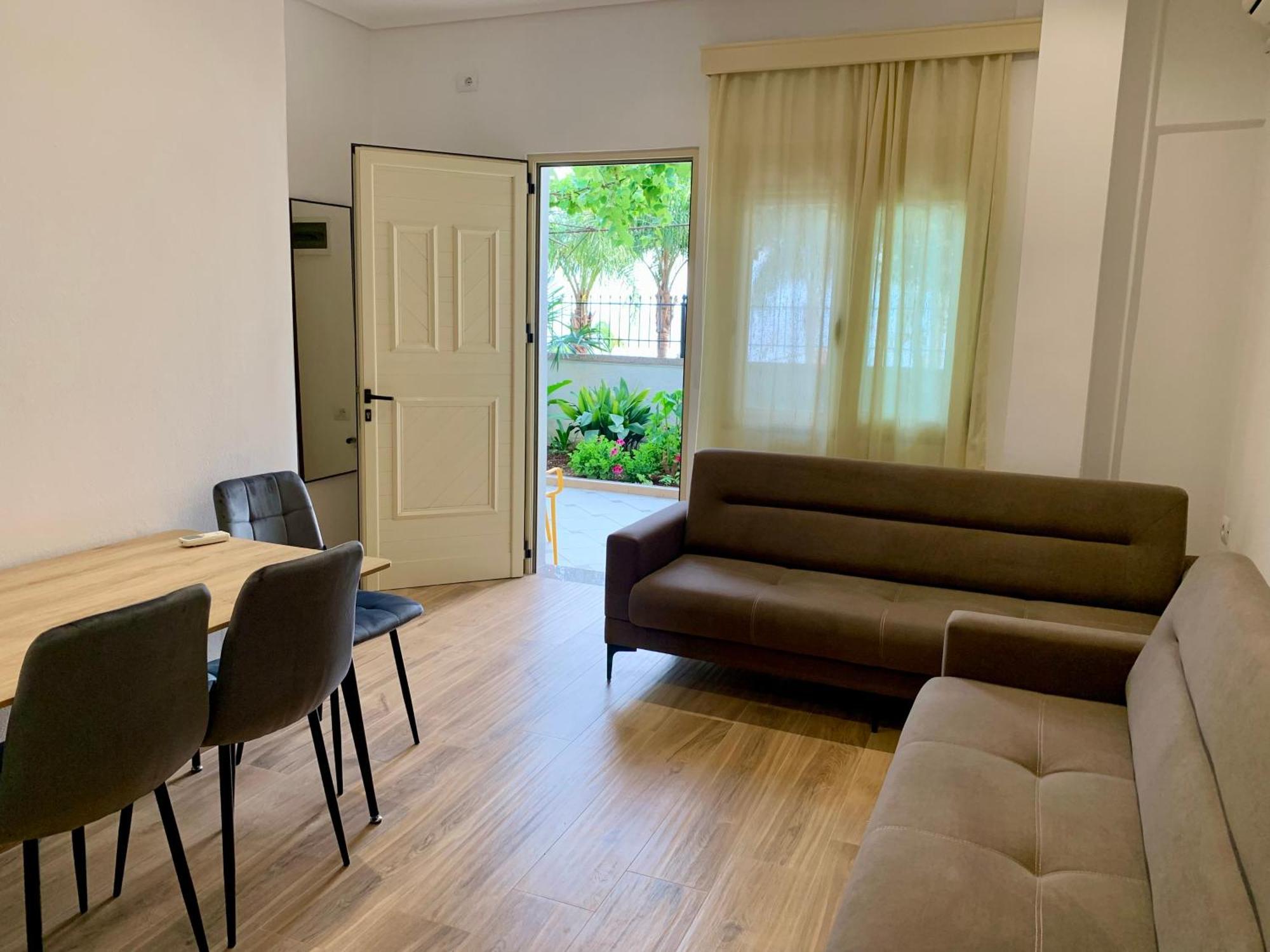 Duka Apts Sarande Exterior photo